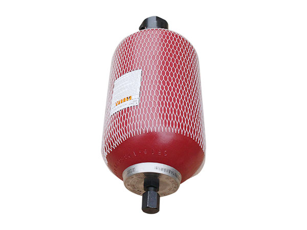 具體了解關(guān)于活塞式蓄能器的發(fā)展歷史？